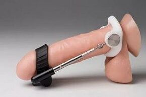O extensor estira mecánicamente o pene, aumentando o seu tamaño